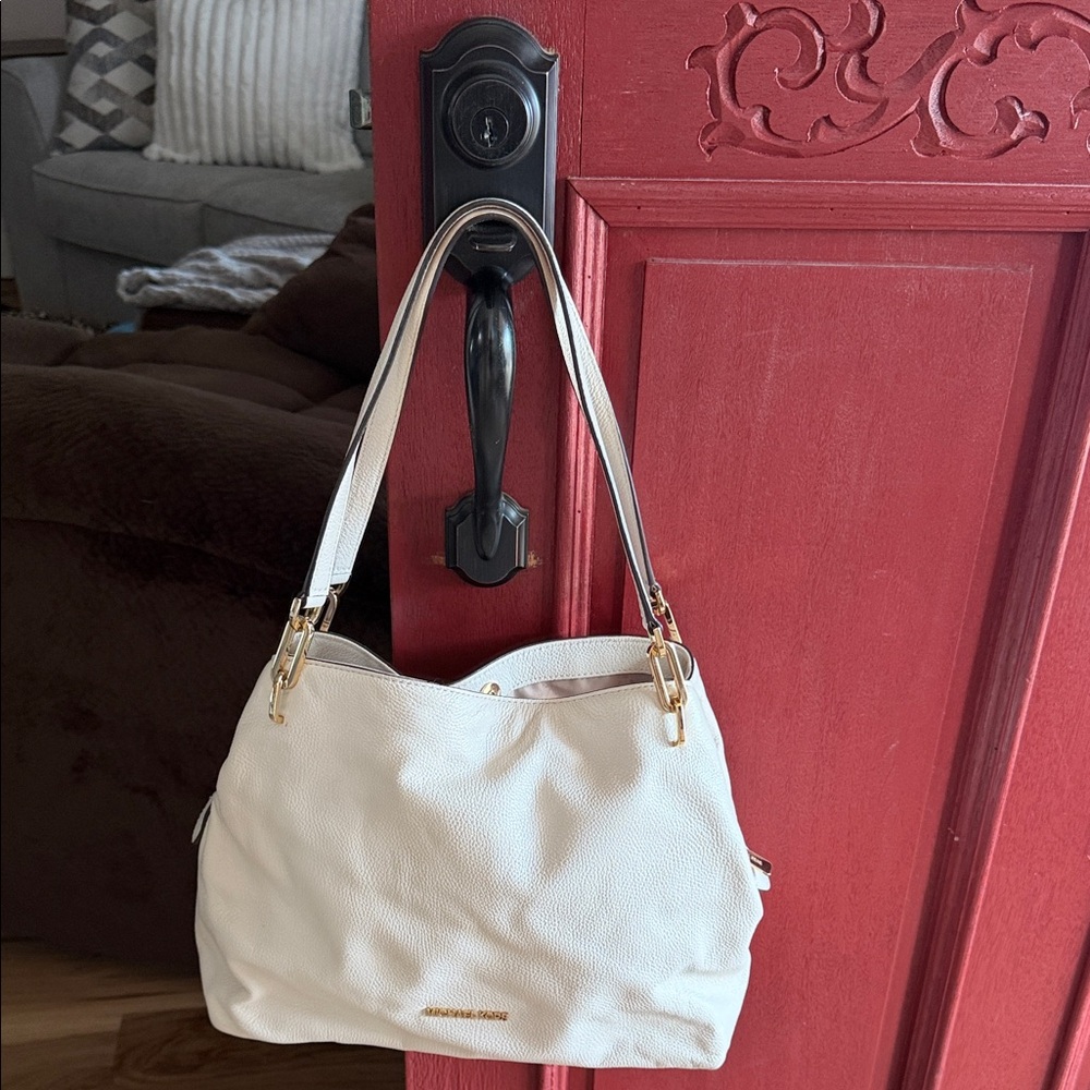 Michael Kors White Pebbled Leather Shoulder Bag with Gold Hardware